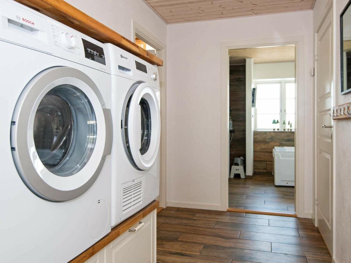 10 Person Holiday Home In Glesborg エクステリア 写真