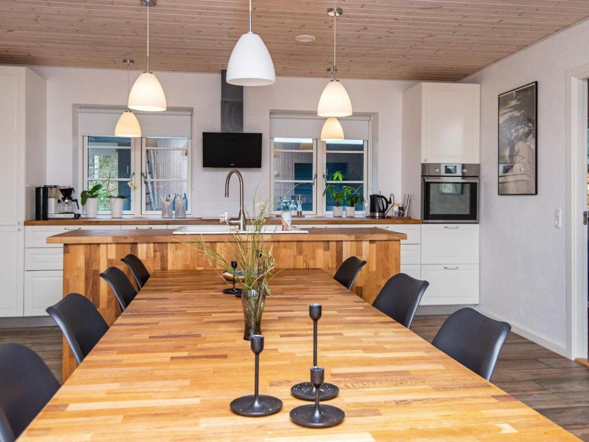 10 Person Holiday Home In Glesborg エクステリア 写真