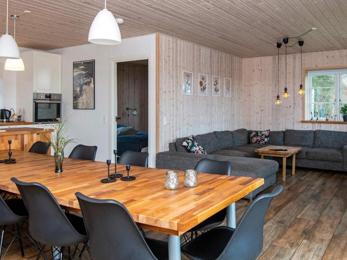 10 Person Holiday Home In Glesborg エクステリア 写真